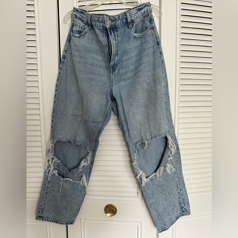 American Eagle Mom straight jeans